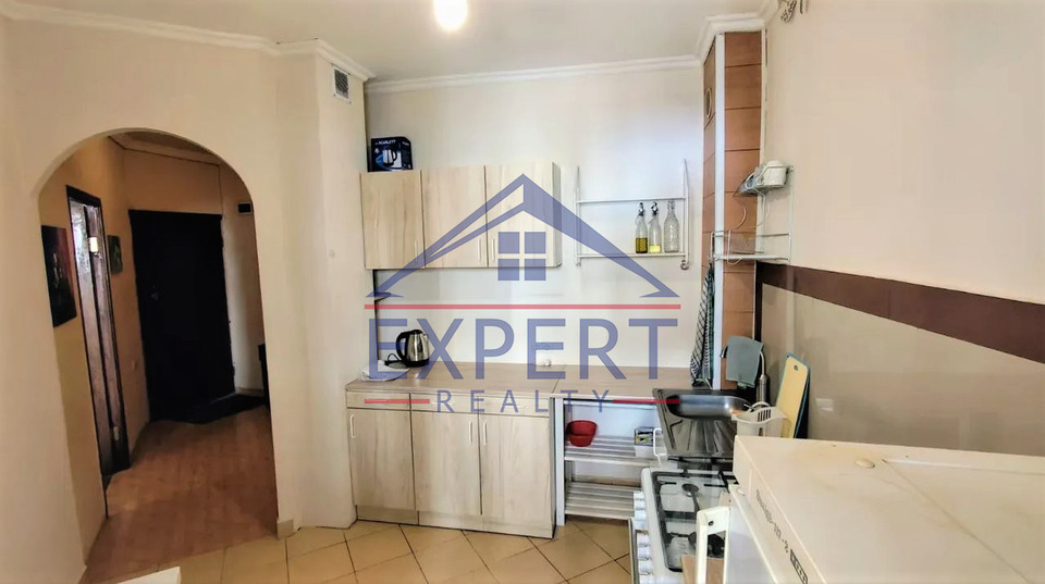 ԱՋԱՓՆՅԱԿ, ՆՈՐԱՇԵՆ ԹԱՂ, 3 ՍԵՆՅԱԿ