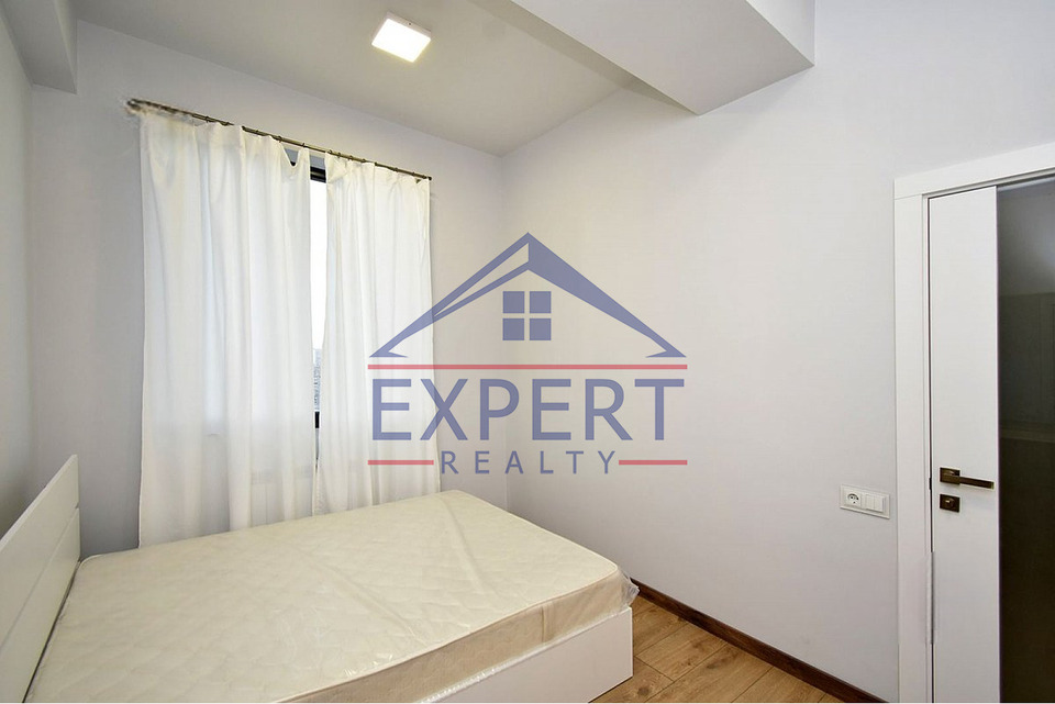 ԴԱՎԹԱՇԵՆ, ԱՆԱՍՏԱՍ ՄԻԿՈՅԱՆ ՓՈՂՈՑ, 3 ՍԵՆՅԱԿ