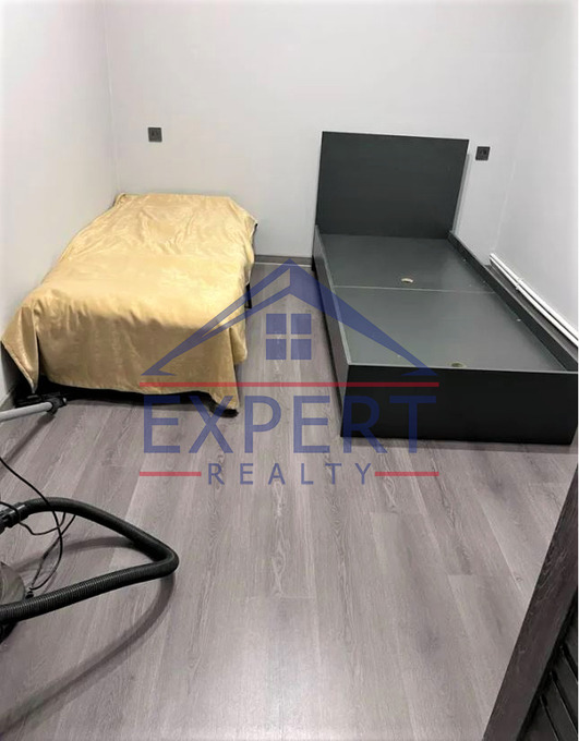 ԴԱՎԹԱՇԵՆ, ԱՆԱՍՏԱՍ ՄԻԿՈՅԱՆ ՓՈՂՈՑ, 3 ՍԵՆՅԱԿ