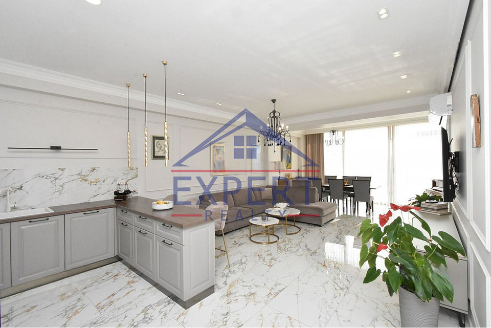 ԿԵՆՏՐՈՆ, ԱՆՏԱՌԱՅԻՆ ՓՈՂՈՑ, 3 ՍԵՆՅԱԿ