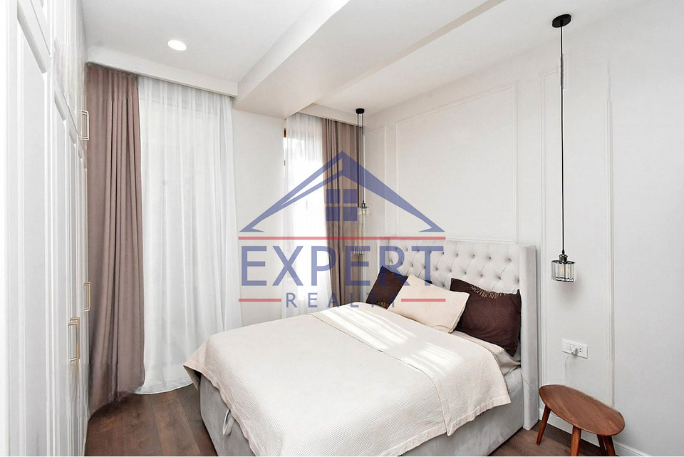 ԿԵՆՏՐՈՆ, ԱՆՏԱՌԱՅԻՆ ՓՈՂՈՑ, 3 ՍԵՆՅԱԿ