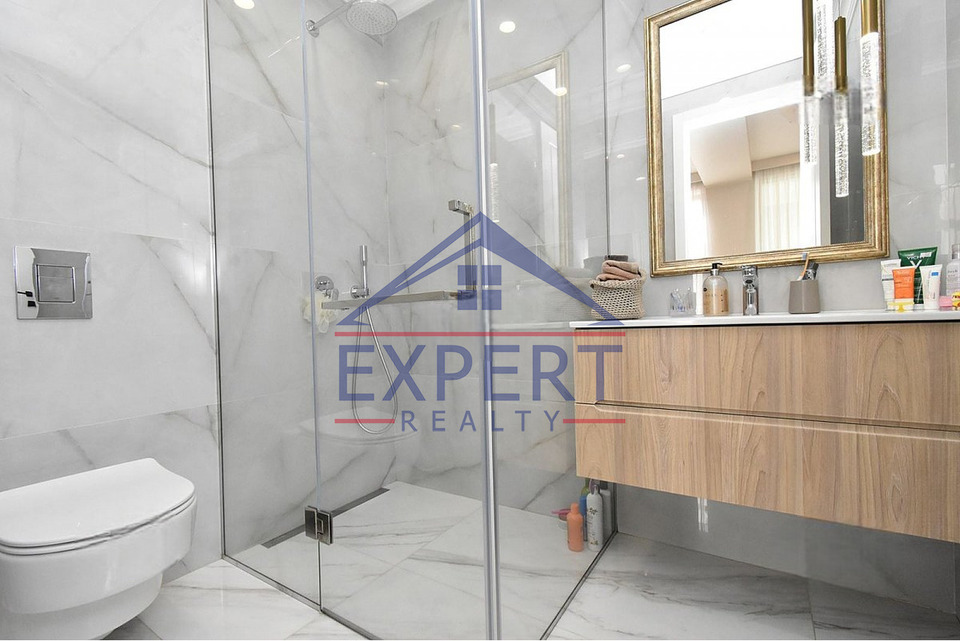 ԿԵՆՏՐՈՆ, ԱՆՏԱՌԱՅԻՆ ՓՈՂՈՑ, 3 ՍԵՆՅԱԿ