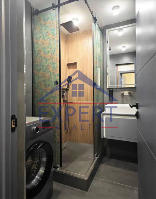 ԿԵՆՏՐՈՆ, ԿՈՂԲԱՑՈՒ ՓՈՂՈՑ, 2 ՍԵՆՅԱԿ