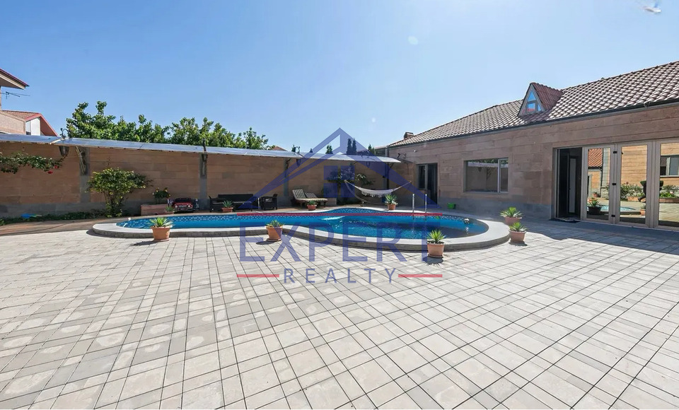 ՆՈՐ ՆՈՐՔ, ՄՈԼԴՈՎԱԿԱՆ ՓՈՂՈՑ, 8 ՍԵՆՅԱԿ