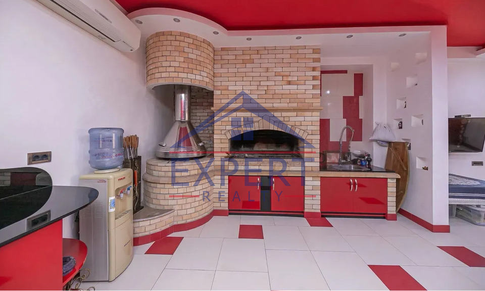 ՆՈՐ ՆՈՐՔ, ՄՈԼԴՈՎԱԿԱՆ ՓՈՂՈՑ, 8 ՍԵՆՅԱԿ