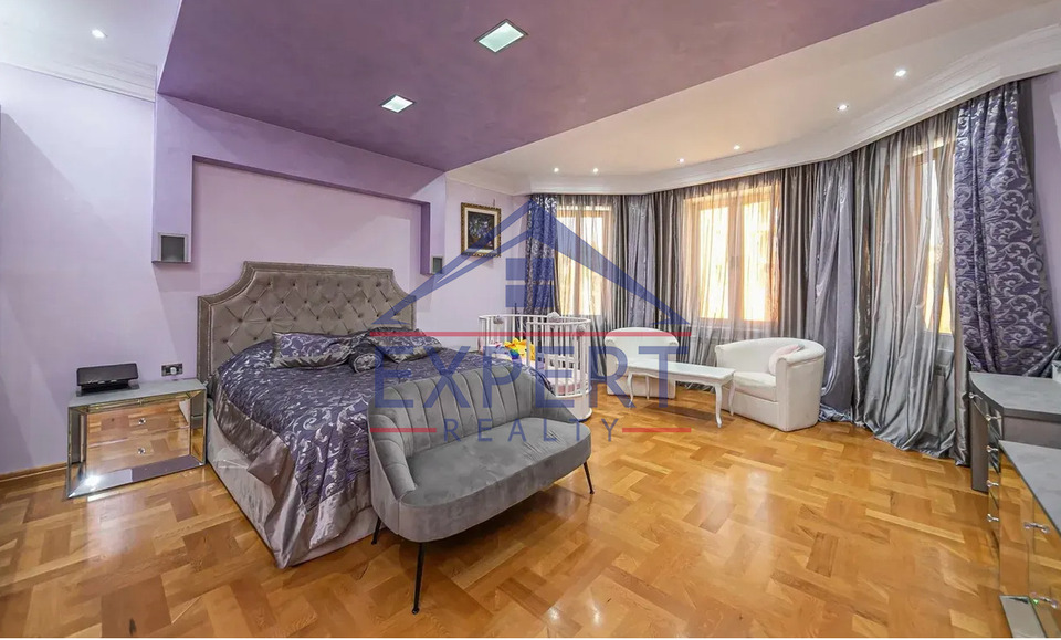 ՆՈՐ ՆՈՐՔ, ՄՈԼԴՈՎԱԿԱՆ ՓՈՂՈՑ, 8 ՍԵՆՅԱԿ