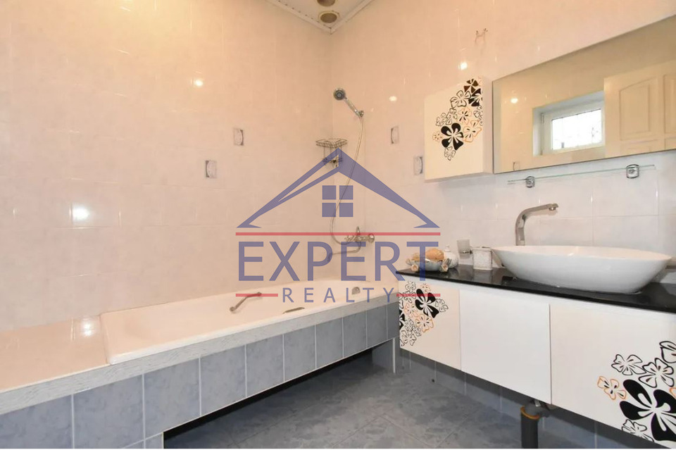 ՆՈՐՔ ՄԱՐԱՇ, 6-ՐԴ ՓՈՂՈՑ, 7 ՍԵՆՅԱԿ