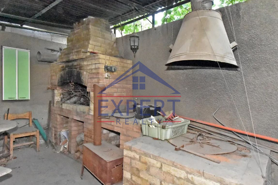 ՆՈՐՔ ՄԱՐԱՇ, 6-ՐԴ ՓՈՂՈՑ, 7 ՍԵՆՅԱԿ