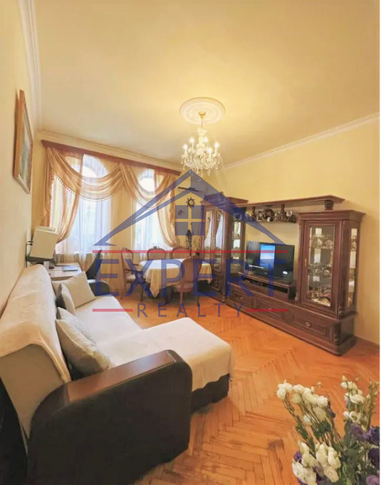 ԿԵՆՏՐՈՆ, ՏԻԳՐԱՆ ՄԵԾ ՊՈՂՈՏԱ, 2 ՍԵՆՅԱԿ