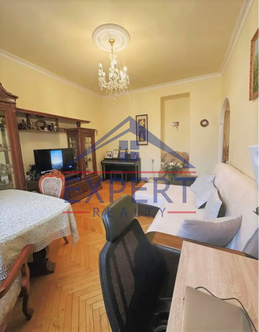 ԿԵՆՏՐՈՆ, ՏԻԳՐԱՆ ՄԵԾ ՊՈՂՈՏԱ, 2 ՍԵՆՅԱԿ