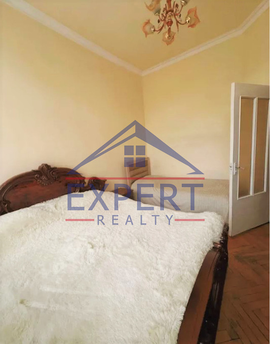 ԿԵՆՏՐՈՆ, ՏԻԳՐԱՆ ՄԵԾ ՊՈՂՈՏԱ, 2 ՍԵՆՅԱԿ