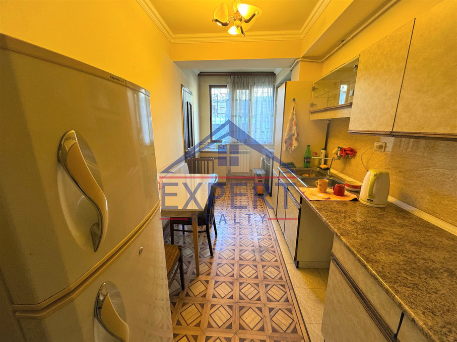 ԱՐԱԲԿԻՐ, ԵՐԶՆԿՅԱՆ ՓՈՂՈՑ