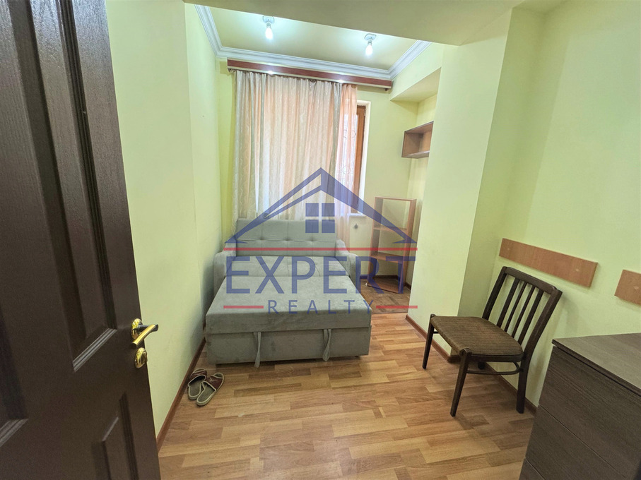 ԱՐԱԲԿԻՐ, ԵՐԶՆԿՅԱՆ ՓՈՂՈՑ