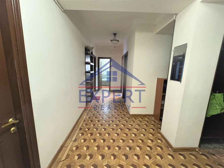 ԱՐԱԲԿԻՐ, ԵՐԶՆԿՅԱՆ ՓՈՂՈՑ