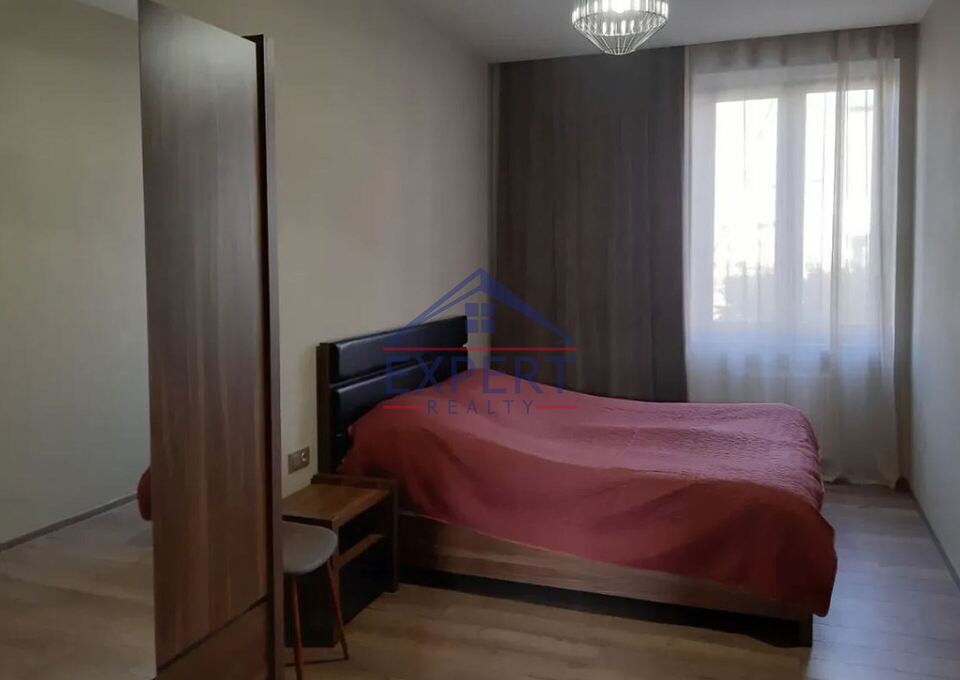 ԱՐԱԲԿԻՐ, ԿՈՄԻՏԱՍԻ ՊՈՂՈՏԱ, 4 ՍԵՆՅԱԿ