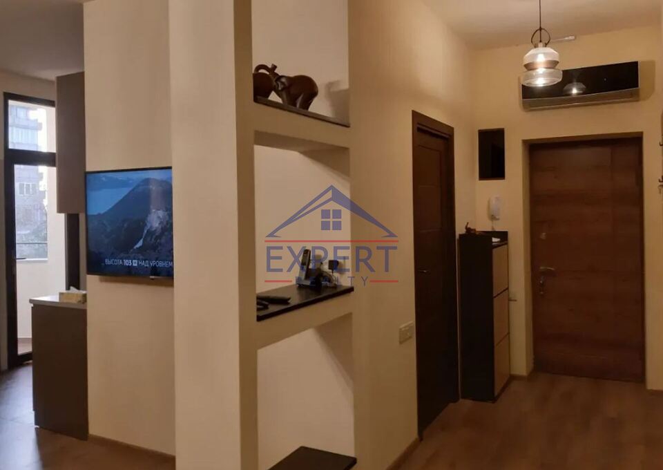 ԱՐԱԲԿԻՐ, ԿՈՄԻՏԱՍԻ ՊՈՂՈՏԱ, 4 ՍԵՆՅԱԿ