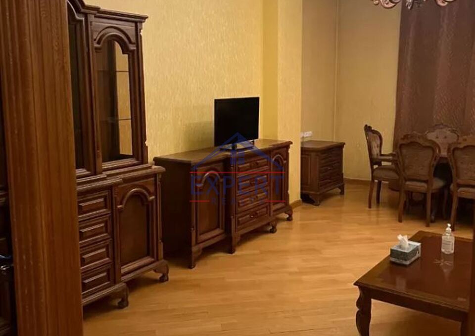 ԿԵՆՏՐՈՆ, ՌՈՍՏՈՄԻ ՓՈՂՈՑ,  2 ՍԵՆՅԱԿ
