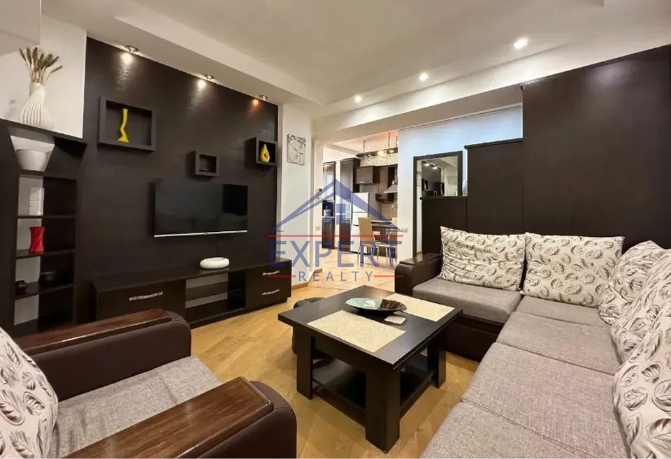 ԿԵՆՏՐՈՆ, ԲԱՂՐԱՄՅԱՆ ՊՈՂՈՏԱ, 2 ՍԵՆՅԱԿ