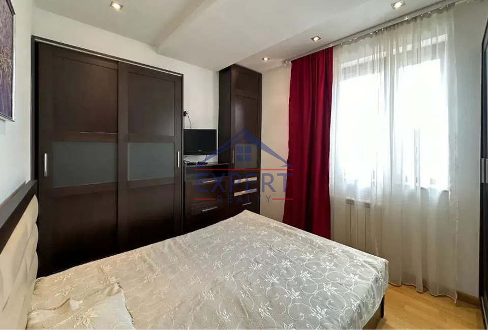 ԿԵՆՏՐՈՆ, ԲԱՂՐԱՄՅԱՆ ՊՈՂՈՏԱ, 2 ՍԵՆՅԱԿ