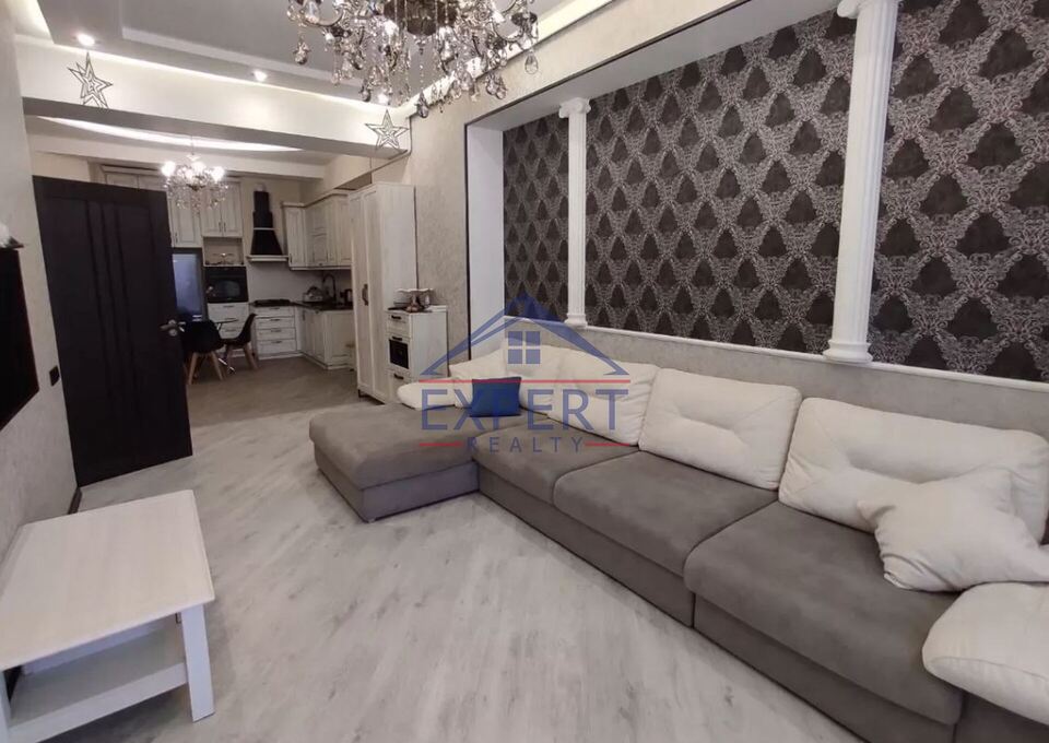 ԱՐԱԲԿԻՐ, ԿՈՄԻՏԱՍԻ ՊՈՂՈՏԱ, 3 ՍԵՆՅԱԿ