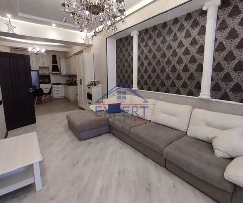 ԱՐԱԲԿԻՐ, ԿՈՄԻՏԱՍԻ ՊՈՂՈՏԱ, 3 ՍԵՆՅԱԿ