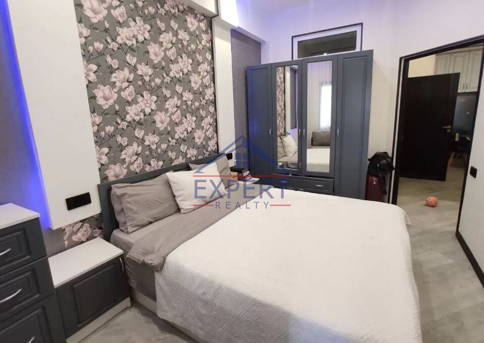 ԱՐԱԲԿԻՐ, ԿՈՄԻՏԱՍԻ ՊՈՂՈՏԱ, 3 ՍԵՆՅԱԿ