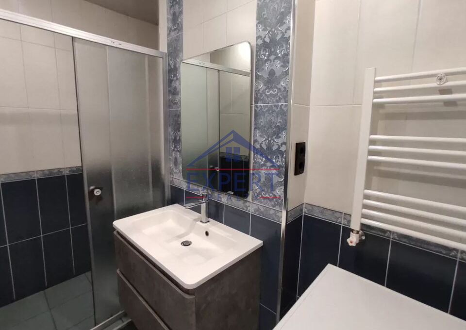 ԱՐԱԲԿԻՐ, ԿՈՄԻՏԱՍԻ ՊՈՂՈՏԱ, 3 ՍԵՆՅԱԿ