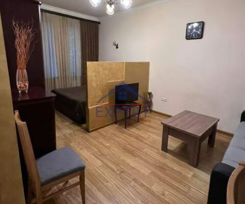 ԱՐԱԲԿԻՐ, ԱԶԱՏՈՒԹՅԱՆ ՊՈՂՈՏԱ, 1 ՍԵՆՅԱԿ