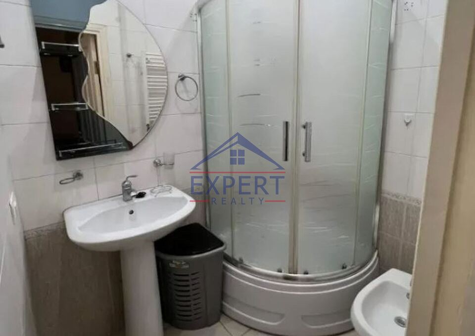 ԱՐԱԲԿԻՐ, ԱԶԱՏՈՒԹՅԱՆ ՊՈՂՈՏԱ, 1 ՍԵՆՅԱԿ