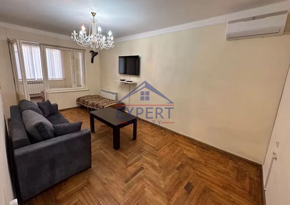 ԱՐԱԲԿԻՐ, ԳՅՈՒԼԲԵՆԿՅԱՆ ՓՈՂՈՑ, 3 ՍԵՆՅԱԿ