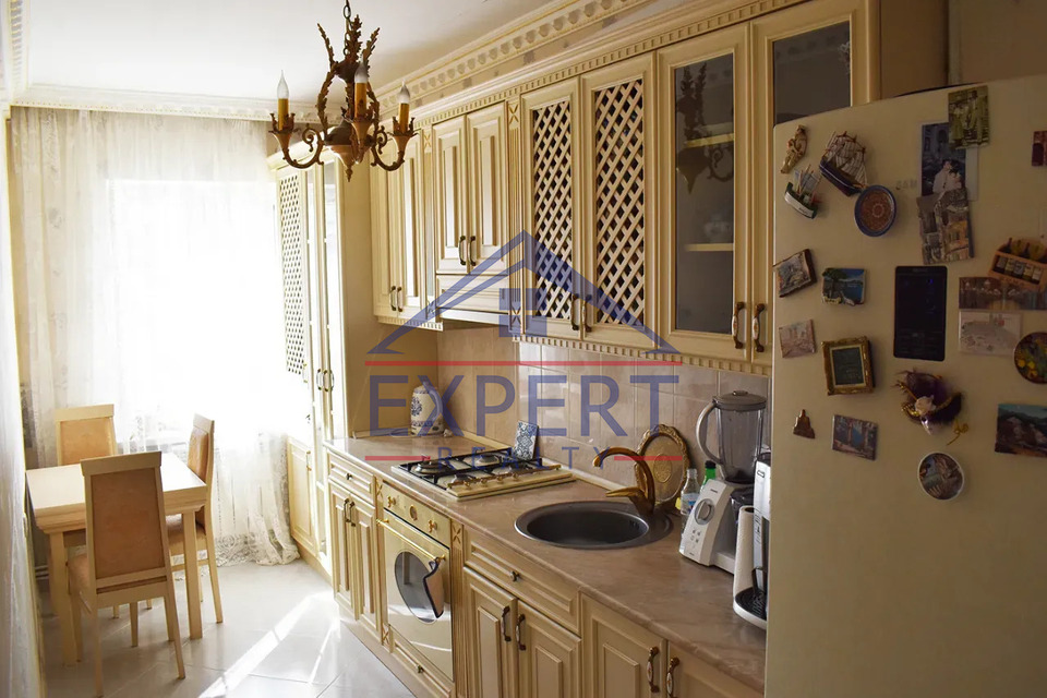 ԶԵՅԹՈՒՆ, ԱՐՄԵՆ ՏԻԳՐԱՆՅԱՆ ՓՈՂՈՑ, 3 ՍԵՆՅԱԿ