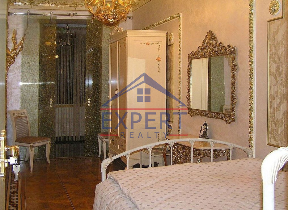 ԿԵՆՏՐՈՆ, ԵԿՄԱԼՅԱՆ ՓՈՂՈՑ, 5 ՍԵՆՅԱԿ