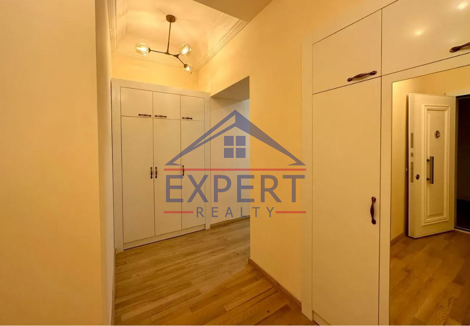 ԿԵՆՏՐՈՆ, ՍԱՅԱԹ-ՆՈՎԱ ՊՈՂՈՏԱ, 3 ՍԵՆՅԱԿ
