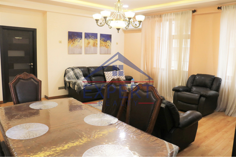 ԿԵՆՏՐՈՆ, ՄԱՇՏՈՑԻ ՊՈՂՈՏԱ, 3 ՍԵՆՅԱԿ