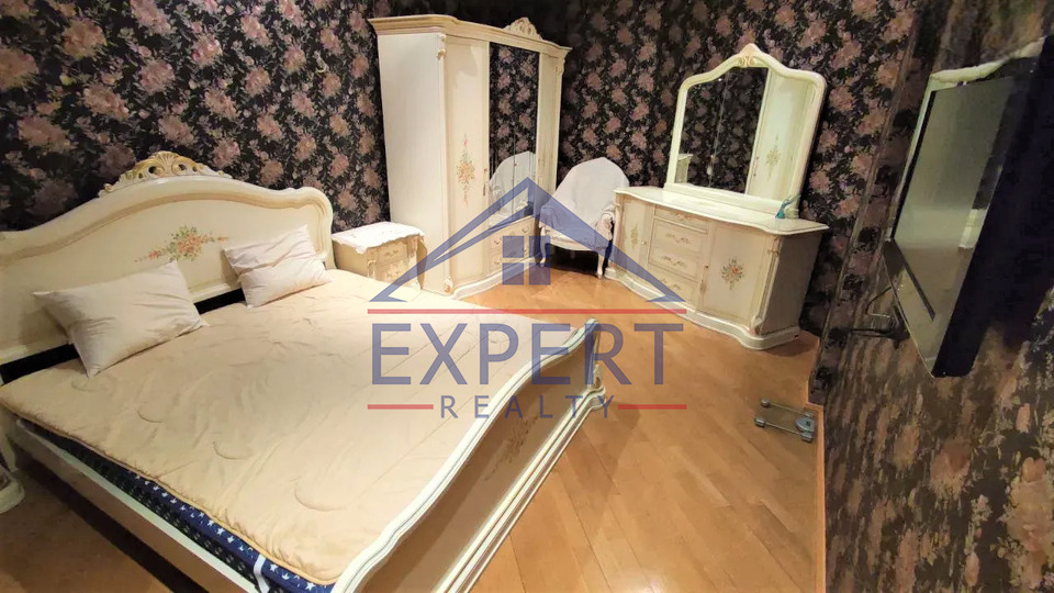 ԿԵՆՏՐՈՆ, ՄՀԵՐ ՄԿՐՏՉՅԱՆ ՓՈՂՈՑ, 4 ՍԵՆՅԱԿ