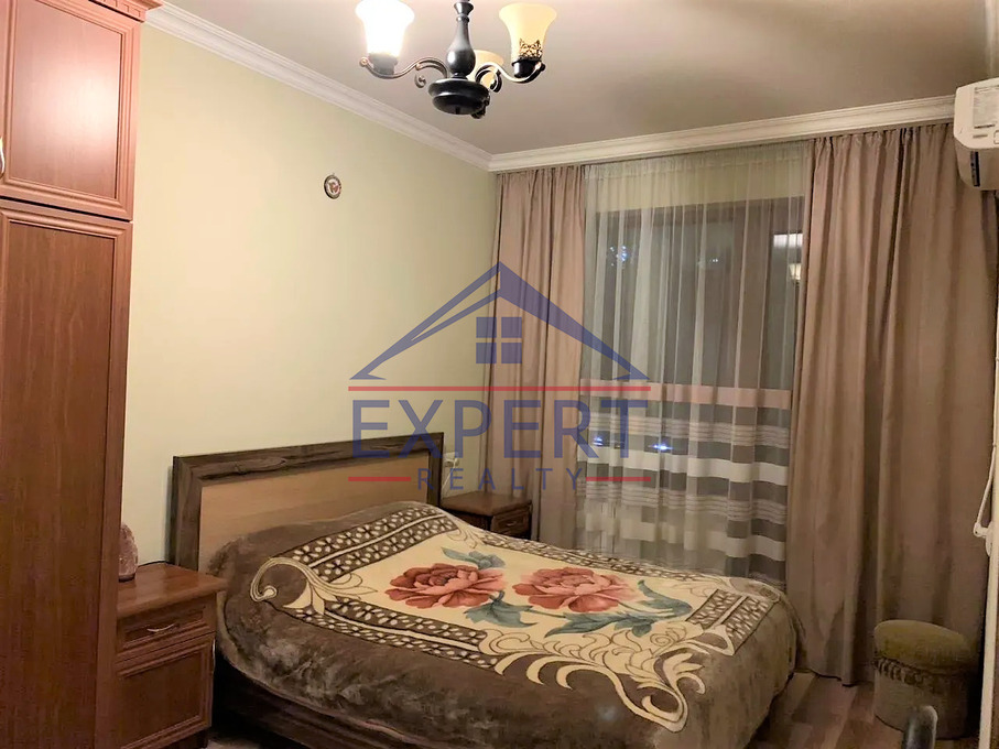 ԱՐԱԲԿԻՐ, ԳՅՈՒԼԲԵՆԿՅԱՆ ՓՈՂՈՑ, 3 ՍԵՆՅԱԿ