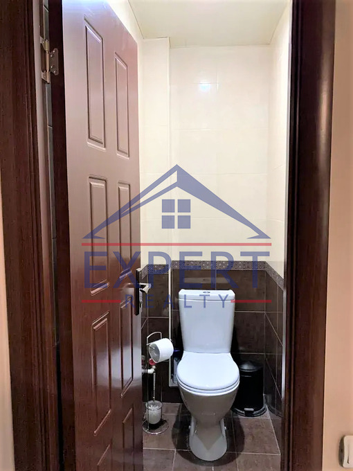 ԱՐԱԲԿԻՐ, ԳՅՈՒԼԲԵՆԿՅԱՆ ՓՈՂՈՑ, 3 ՍԵՆՅԱԿ