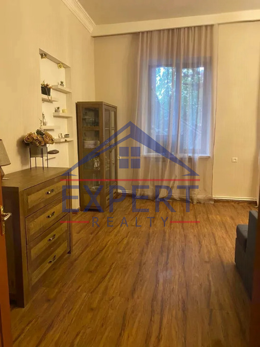 ԱՐԱԲԿԻՐ, ԳՅՈՒԼԲԵՆԿՅԱՆ ՓՈՂՈՑ, 4 ՀԱՐԿԱՆԻ ՔԱՐԵ ՏՈՒՆ