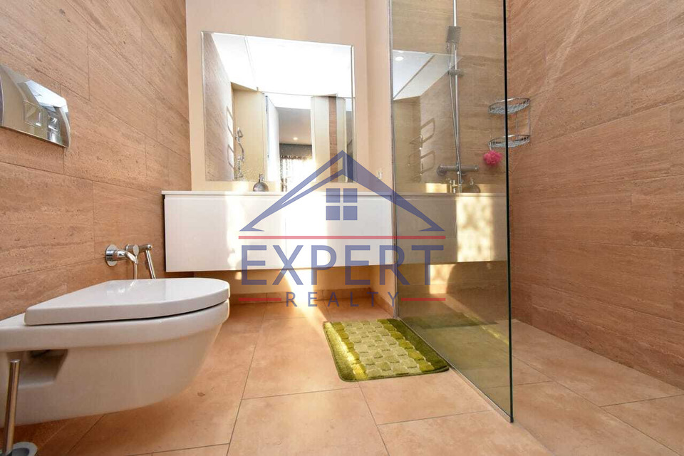 ԱՐԱԲԿԻՐ, ՕՐԲԵԼԻ ԵՂԲԱՅՐՆԵՐ ՓՈՂՈՑ, 5 ՍԵՆՅԱԿ