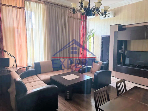 ԿԵՆՏՐՈՆ, ՆԱԼԲԱՆԴՅԱՆ ՓՈՂՈՑ, 3 ՍԵՆՅԱԿ