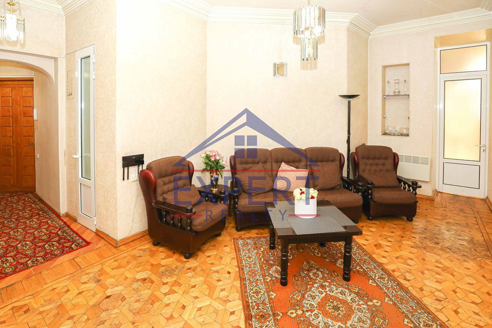 ԿԵՆՏՐՈՆ, ԱՄԻՐՅԱՆ ՓՈՂՈՑ, 4 ՍԵՆՅԱԿ