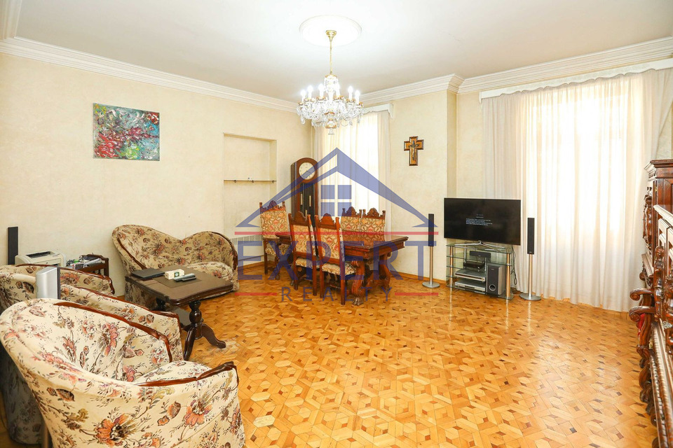 ԿԵՆՏՐՈՆ, ԱՄԻՐՅԱՆ ՓՈՂՈՑ, 4 ՍԵՆՅԱԿ