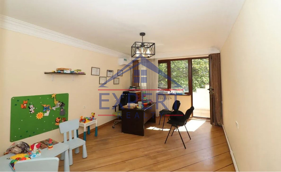 ԿԵՆՏՐՈՆ ՄԱՇՏՈՑԻ ՊՈՂՈՏԱ 3 ՍԵՆՅԱԿ