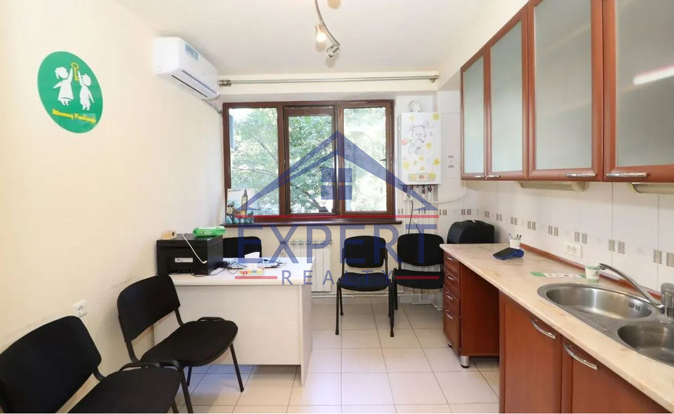 ԿԵՆՏՐՈՆ ՄԱՇՏՈՑԻ ՊՈՂՈՏԱ 3 ՍԵՆՅԱԿ