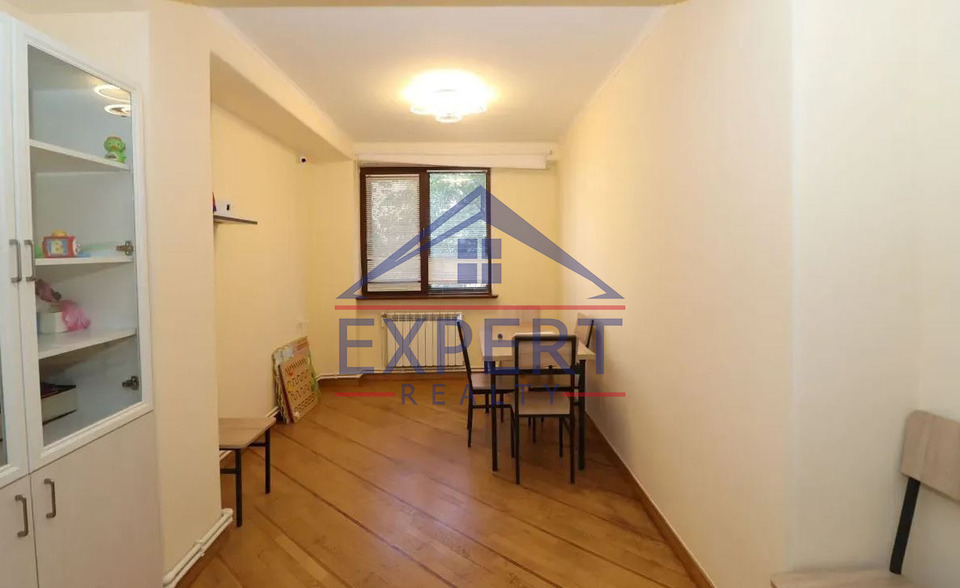 ԿԵՆՏՐՈՆ ՄԱՇՏՈՑԻ ՊՈՂՈՏԱ 3 ՍԵՆՅԱԿ