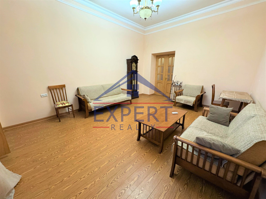 ԿԵՆՏՐՈՆ, ԱՄԻՐՅԱՆ ՓՈՂՈՑ, 2 ՍԵՆՅԱԿ