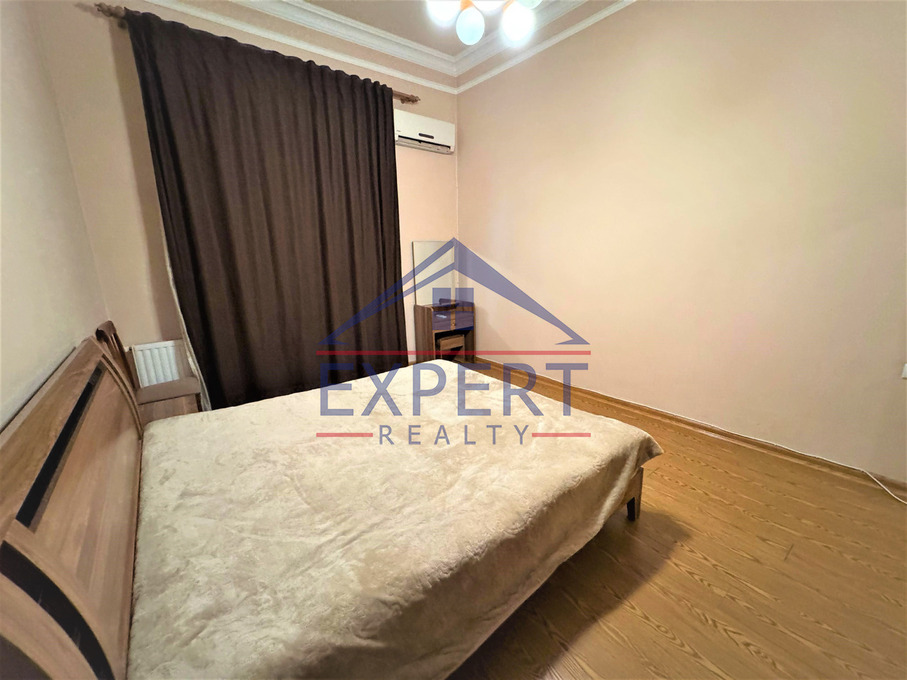 ԿԵՆՏՐՈՆ, ԱՄԻՐՅԱՆ ՓՈՂՈՑ, 2 ՍԵՆՅԱԿ