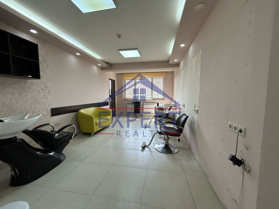 ԱՐԱԲԿԻՐ, ԱՎԵՏ ԱՎԵՏԻՍՅԱՆ ՓՈՂՈՑ, 70ՔՄ