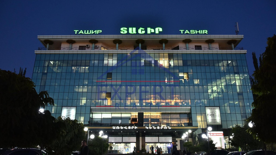 ԿԵՆՏՐՈՆ, ՏԻԳՐԱՆ ՄԵԾԻ ՊՈՂՈՏԱ, 2 ՍԵՆՅԱԿ