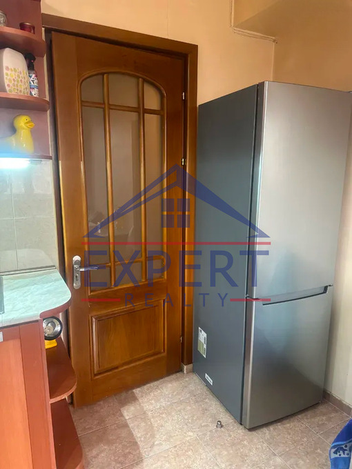 ԱՐԱԲԿԻՐ, ՎԱՂԱՐՇ ՎԱՂԱՐՇՅԱՆ ՓՈՂՈՑ, 3 ՍԵՆՅԱԿ